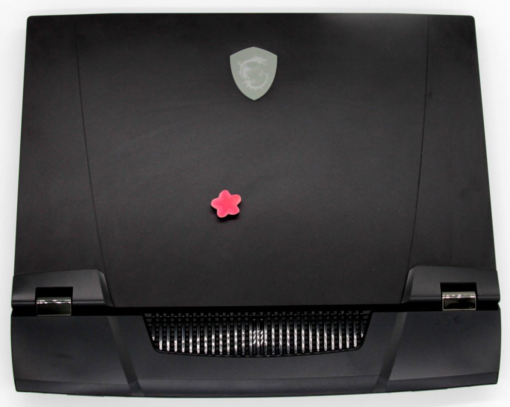 MSI Titan Review lid