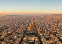 Lenovo unveils new laptops at Mobile World Congress 2023