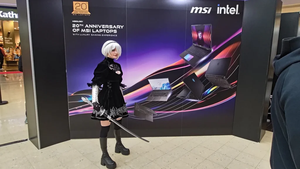 icexmilko cosplayer at MSI 20th anniversary