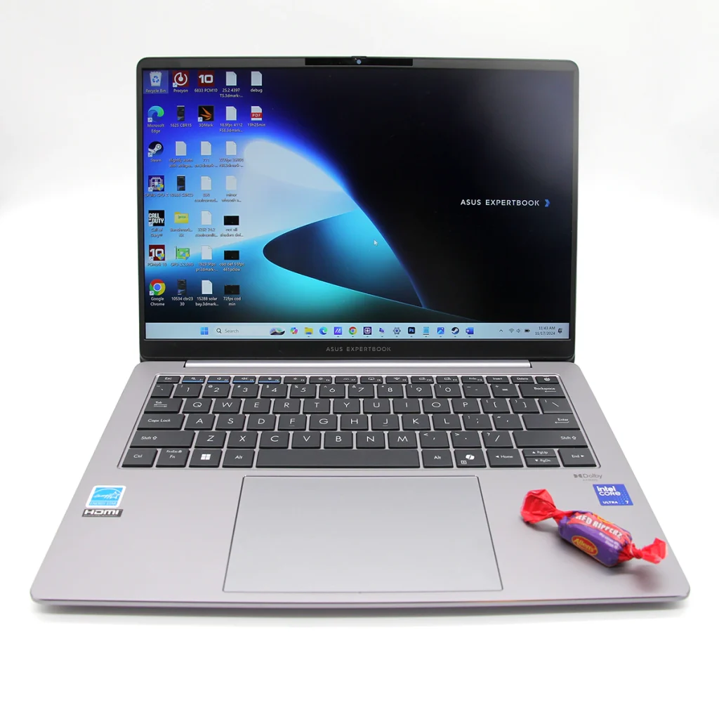 Asus ExpertBook P5 front view