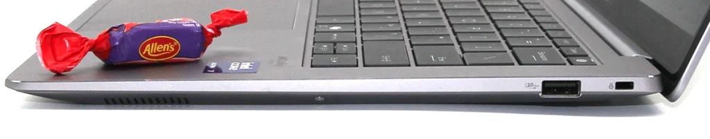 Asus ExpertBook P5 right side view
