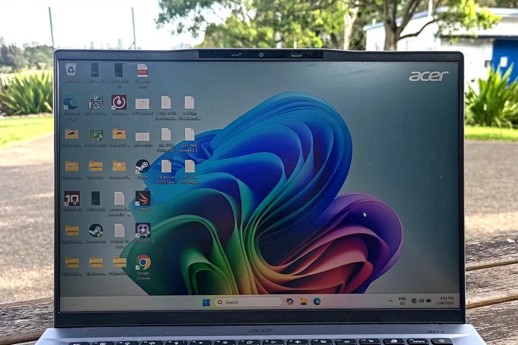 Acer Swift Go 14 Ai screen