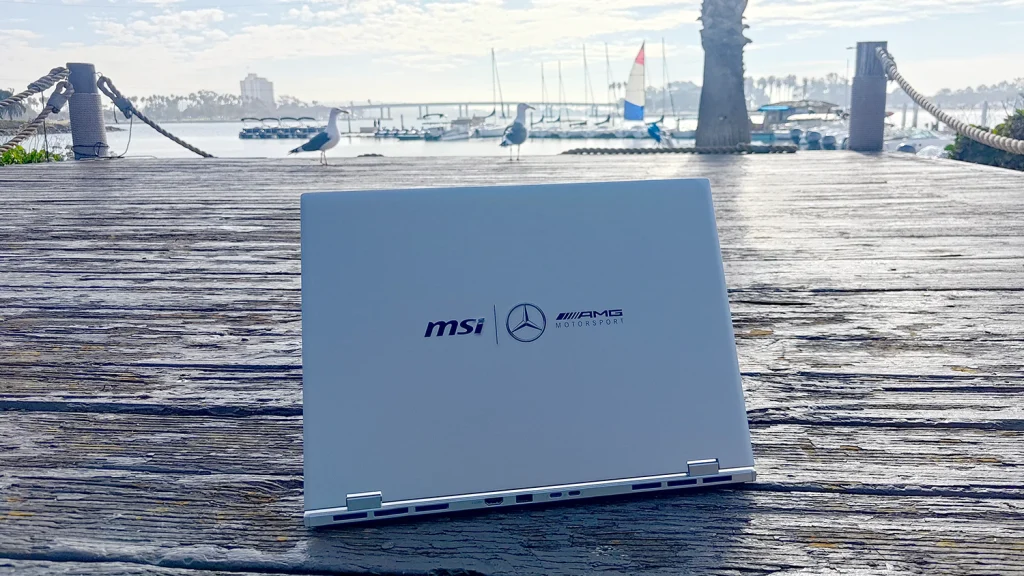 MSI Prestige 16 AI+ Mercedes-AMG Motorsport Oblique
